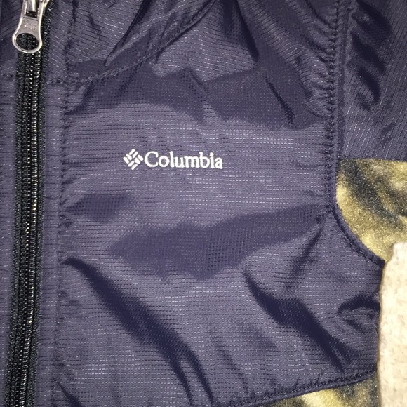 Columbia Jacket🖤 - Picture 2 of 3